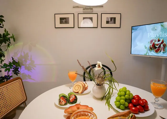 강동역 9분,카페 콘셉트의 감성 2룸 2bed, 2room * Seul